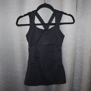 Black lululemon workout top, women’s size 2